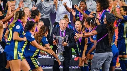 女足欧冠决赛颁奖 2023欧冠各奖项